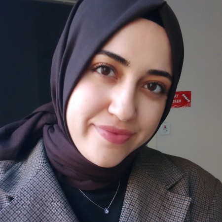 Fatma Nur Y.